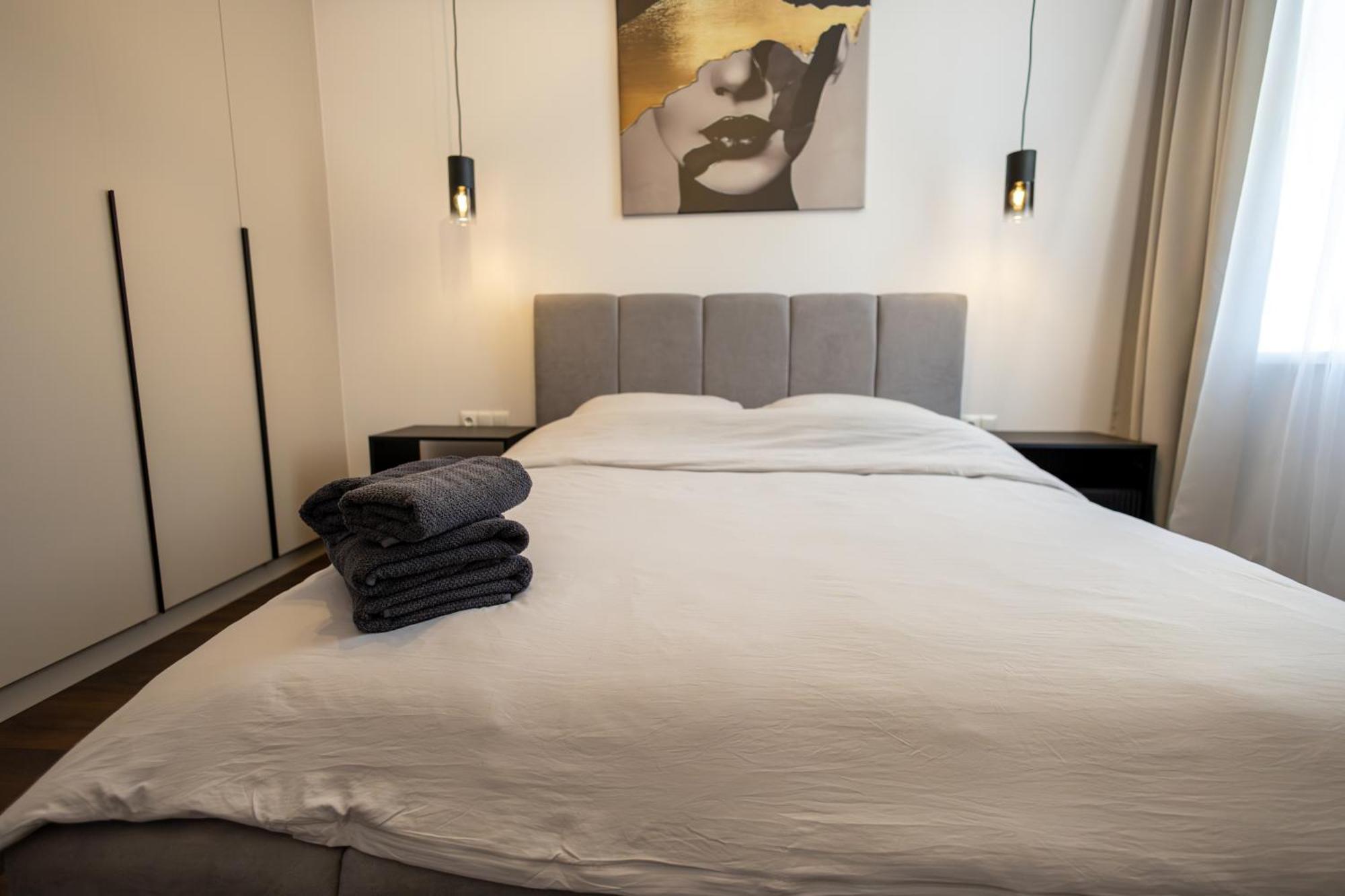 Apartament Prestige 新松奇 外观 照片